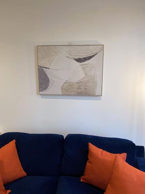 Modern Trafford 1Br Apartment-Free Parking-Cinema Room Manchester Extérieur photo